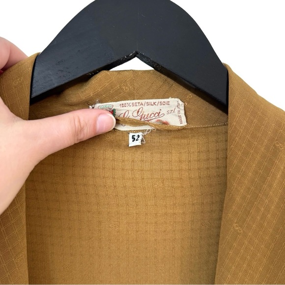 Gucci 1970s Vintage Men’s 52 Silk Robe Long Line Tonal Micro Logo Amber Tan - Picture 10 of 11